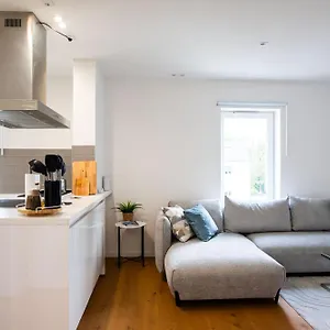 schoene-zentrale-wohnung-fuer-4-personen.getmunichhotels.com/